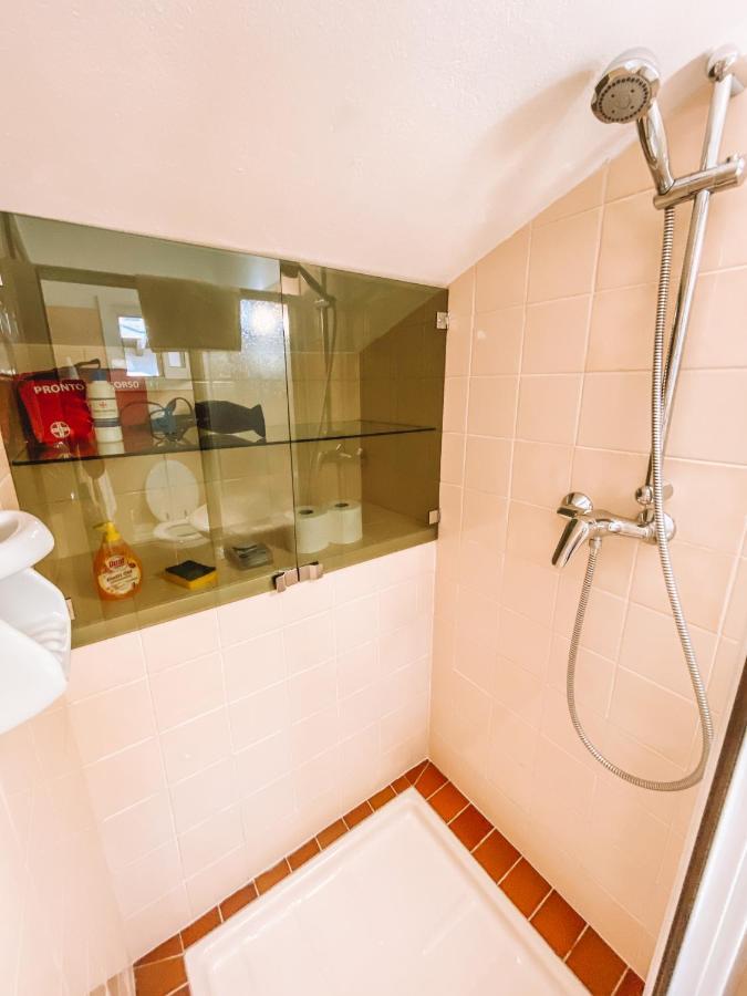 Casa Zoe Lägenhet Lezzeno Exteriör bild